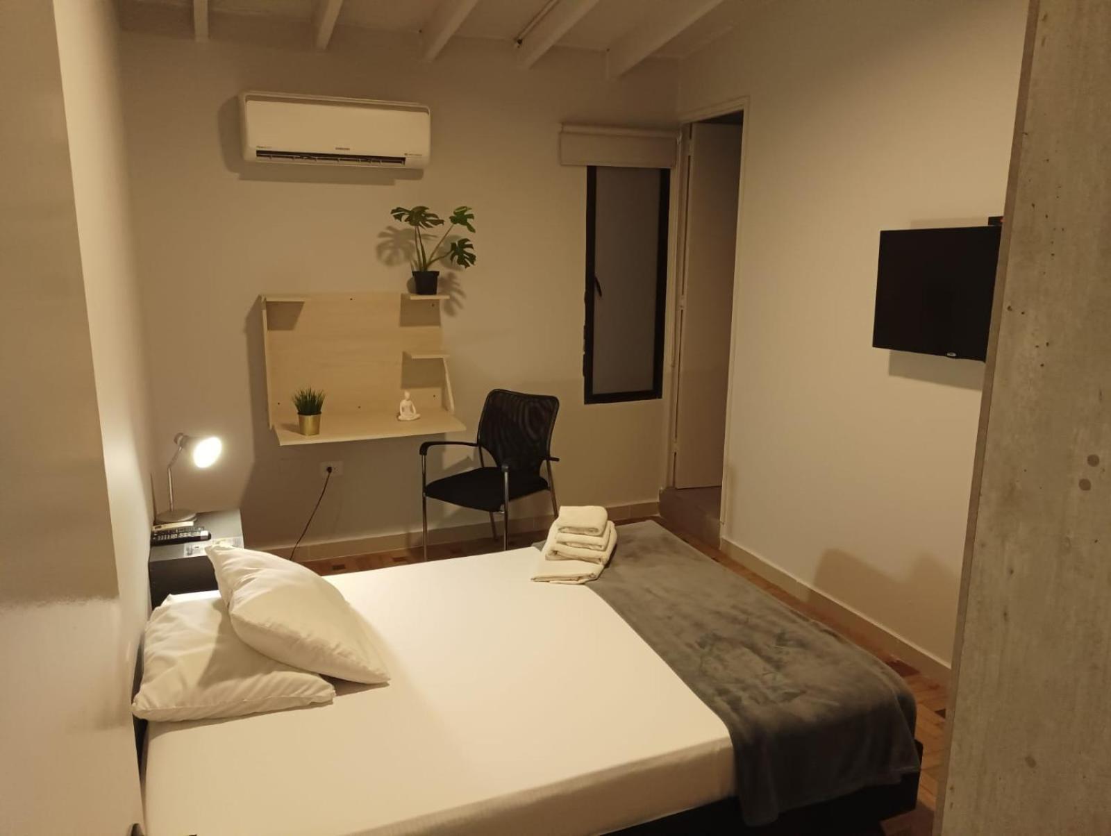 Hotel La Carpita Медельїн Екстер'єр фото